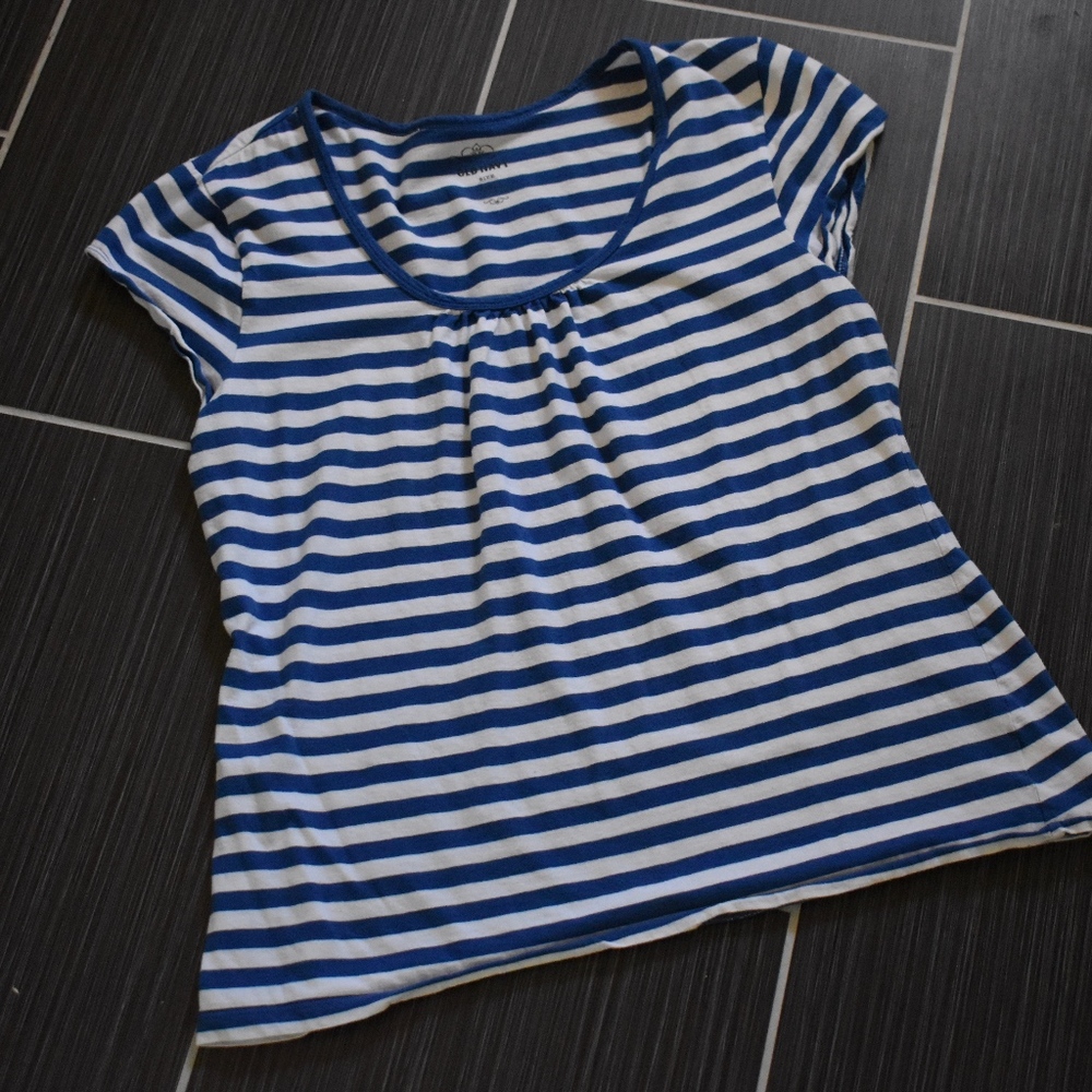 Old Navy Blue & White Stripe T-Shirt Size L